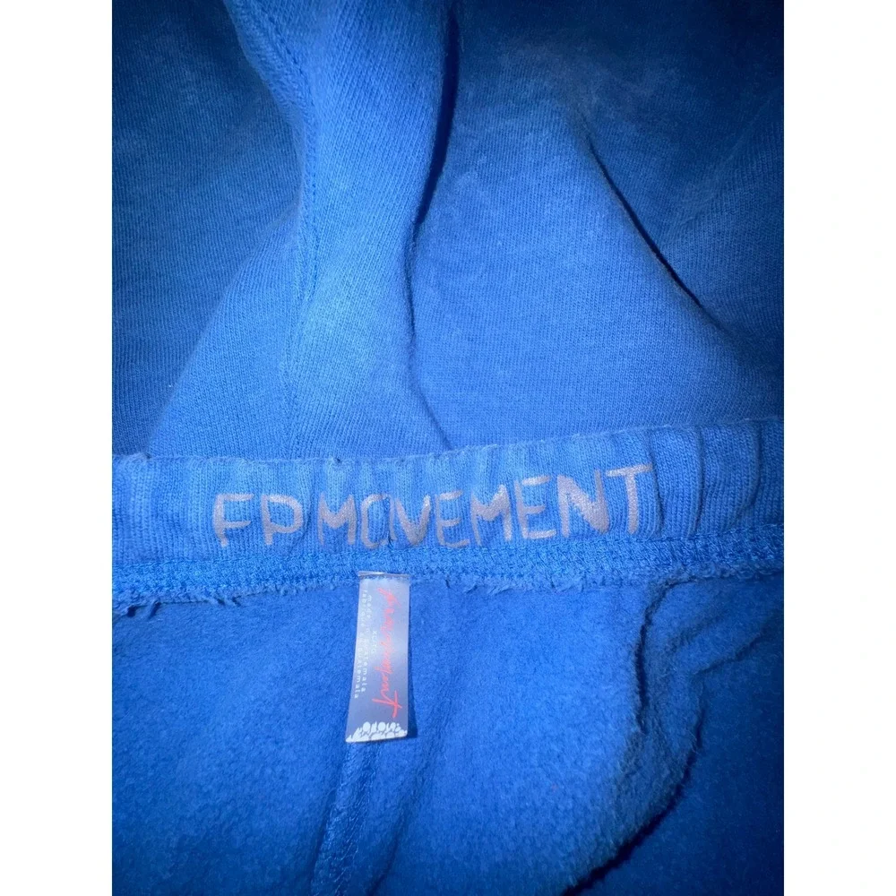 FP Movement Free People Blue Sweat Shorts‎ Raw Hem  Mens Medium